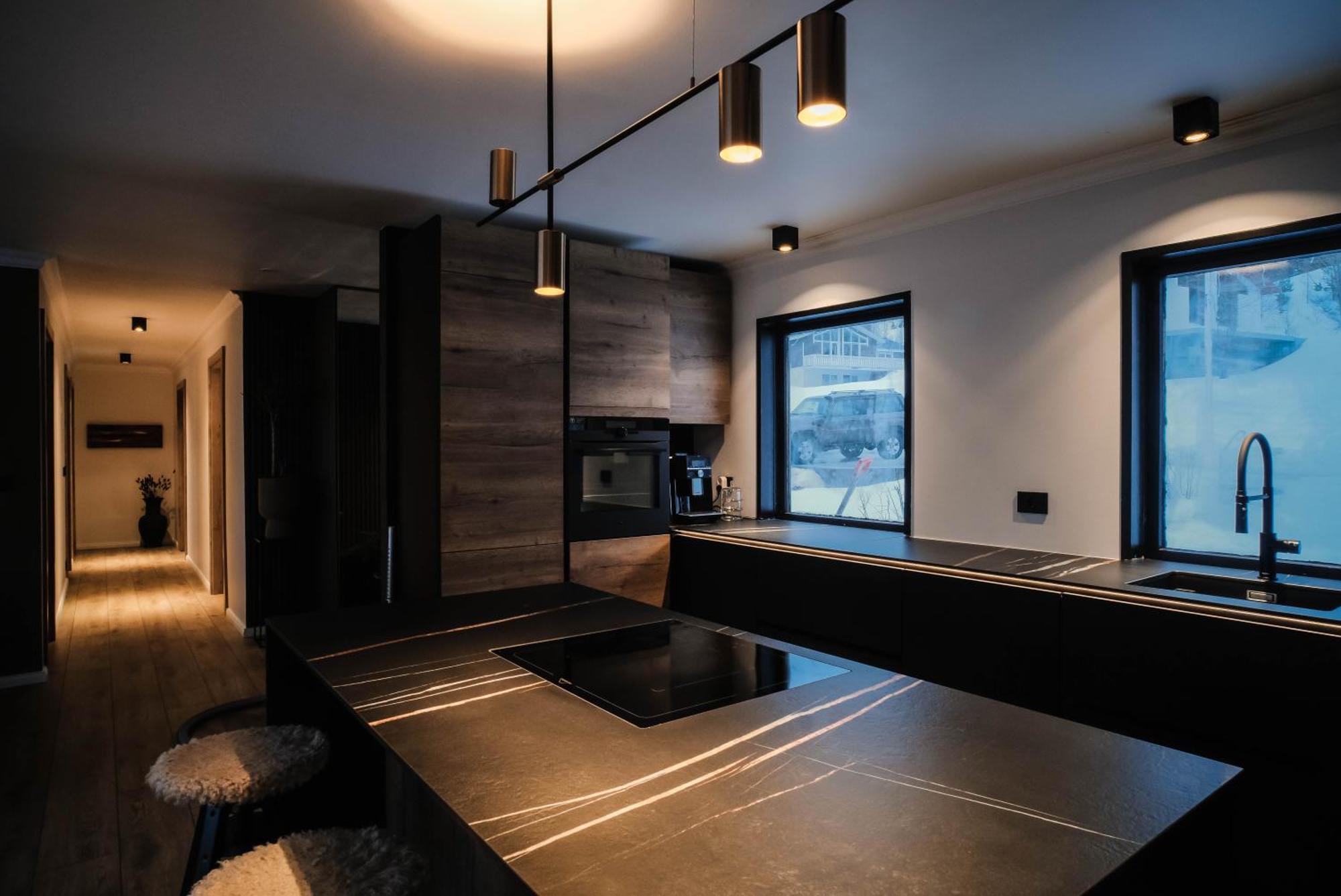 Botnahlid Villa, Mountain And Town Views And Outdoor Sauna Seyðisfjörður Екстериор снимка