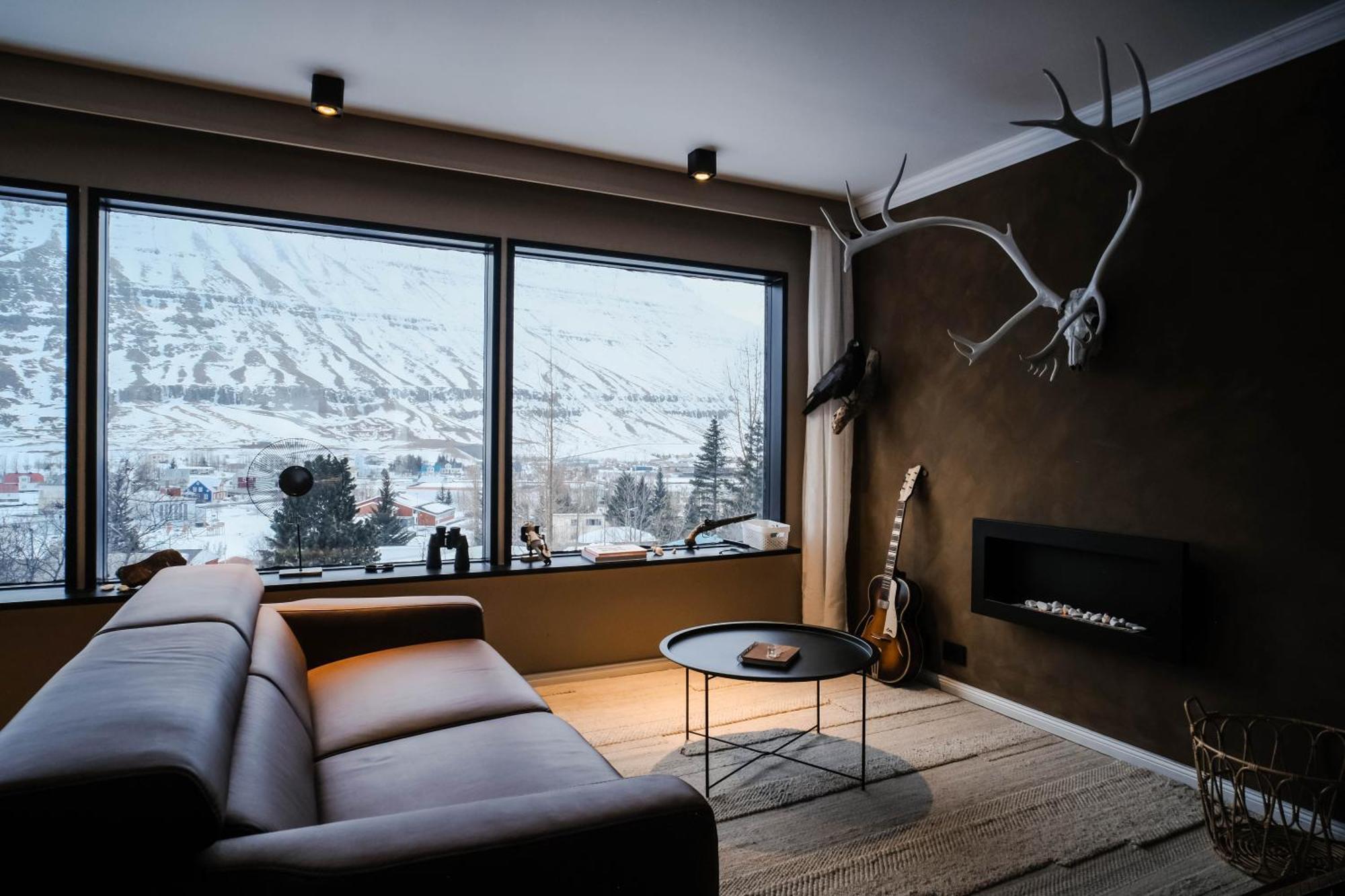 Botnahlid Villa, Mountain And Town Views And Outdoor Sauna Seyðisfjörður Екстериор снимка