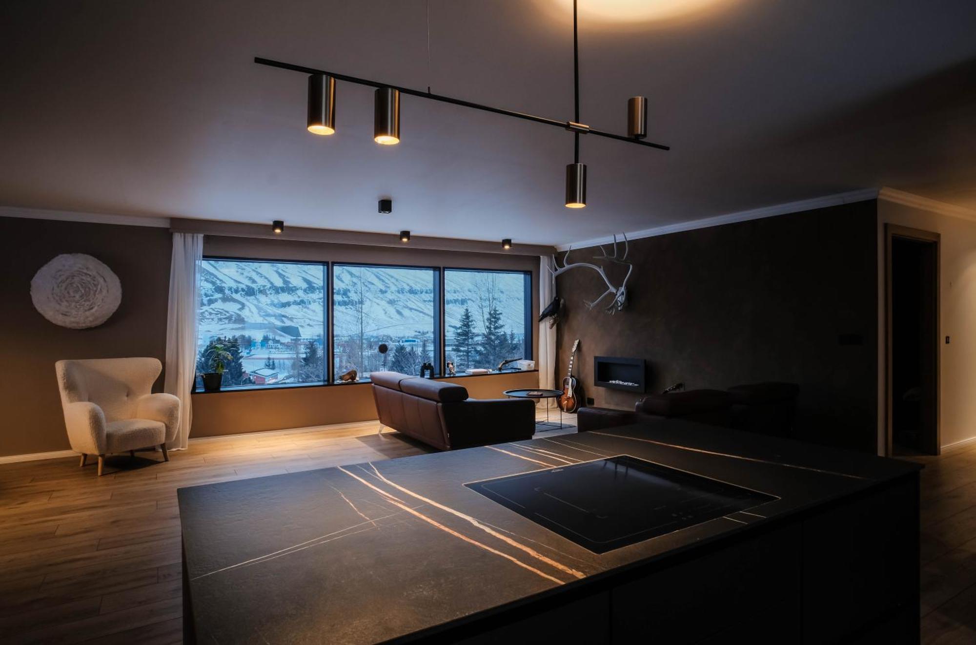 Botnahlid Villa, Mountain And Town Views And Outdoor Sauna Seyðisfjörður Екстериор снимка