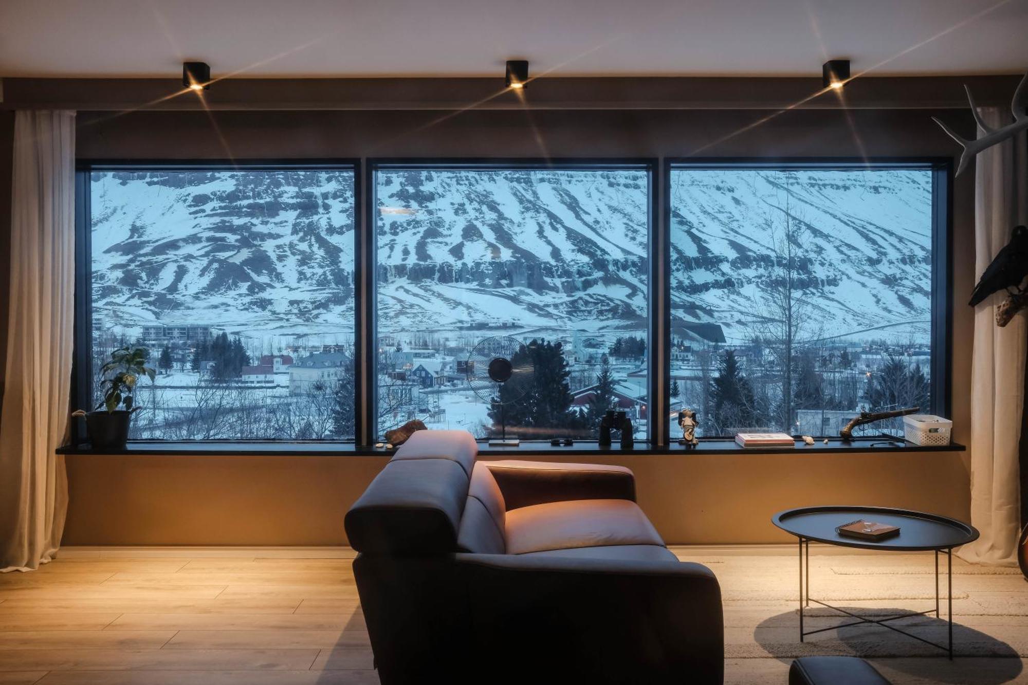 Botnahlid Villa, Mountain And Town Views And Outdoor Sauna Seyðisfjörður Екстериор снимка