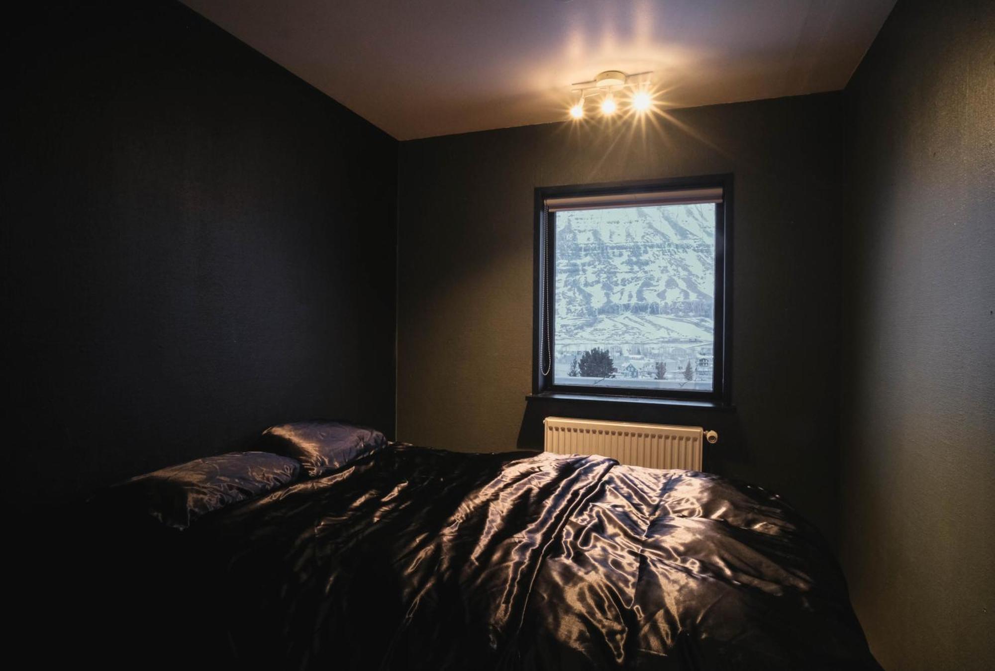 Botnahlid Villa, Mountain And Town Views And Outdoor Sauna Seyðisfjörður Екстериор снимка