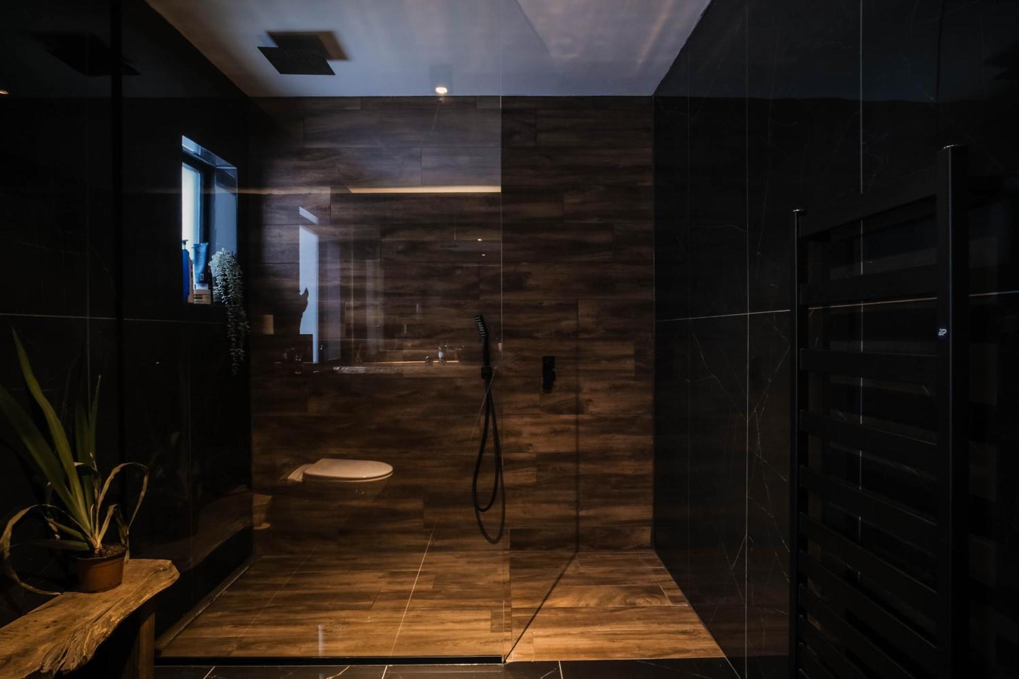 Botnahlid Villa, Mountain And Town Views And Outdoor Sauna Seyðisfjörður Екстериор снимка