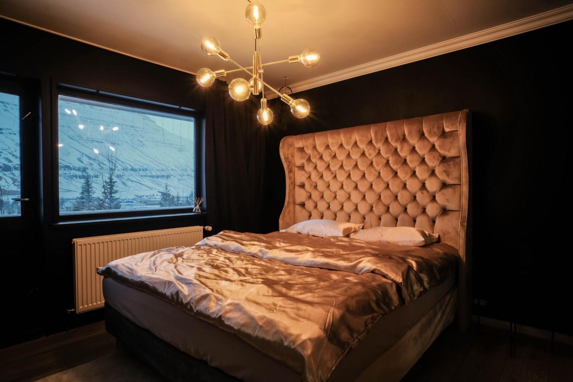 Botnahlid Villa, Mountain And Town Views And Outdoor Sauna Seyðisfjörður Екстериор снимка