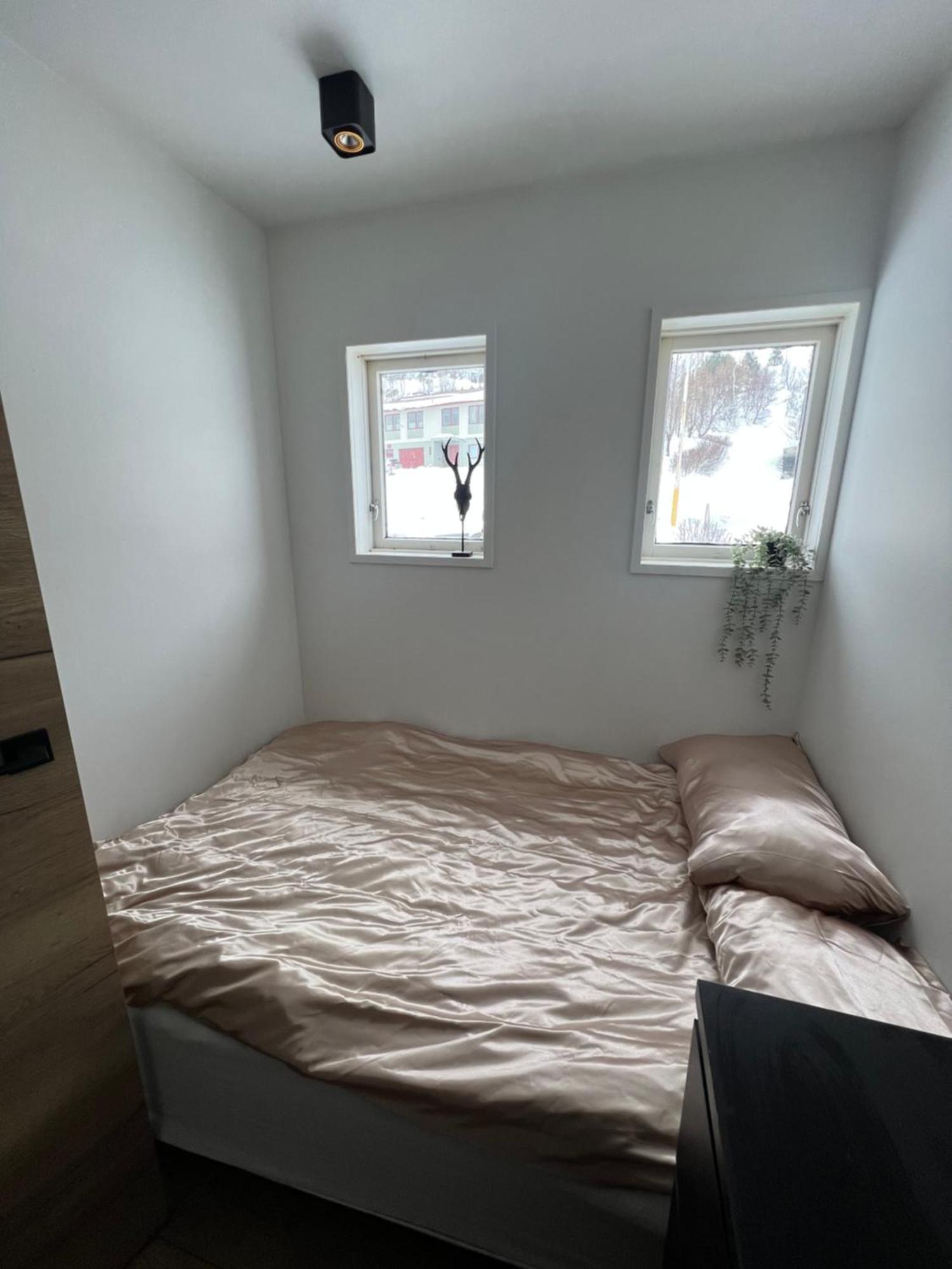 Botnahlid Villa, Mountain And Town Views And Outdoor Sauna Seyðisfjörður Екстериор снимка